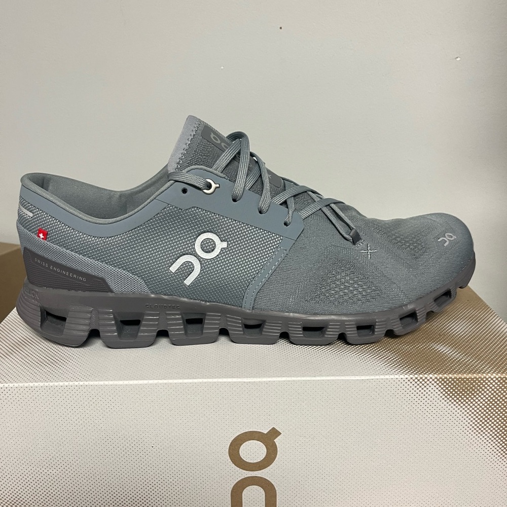 On cloud X3 Running Men's Gray Sneakers